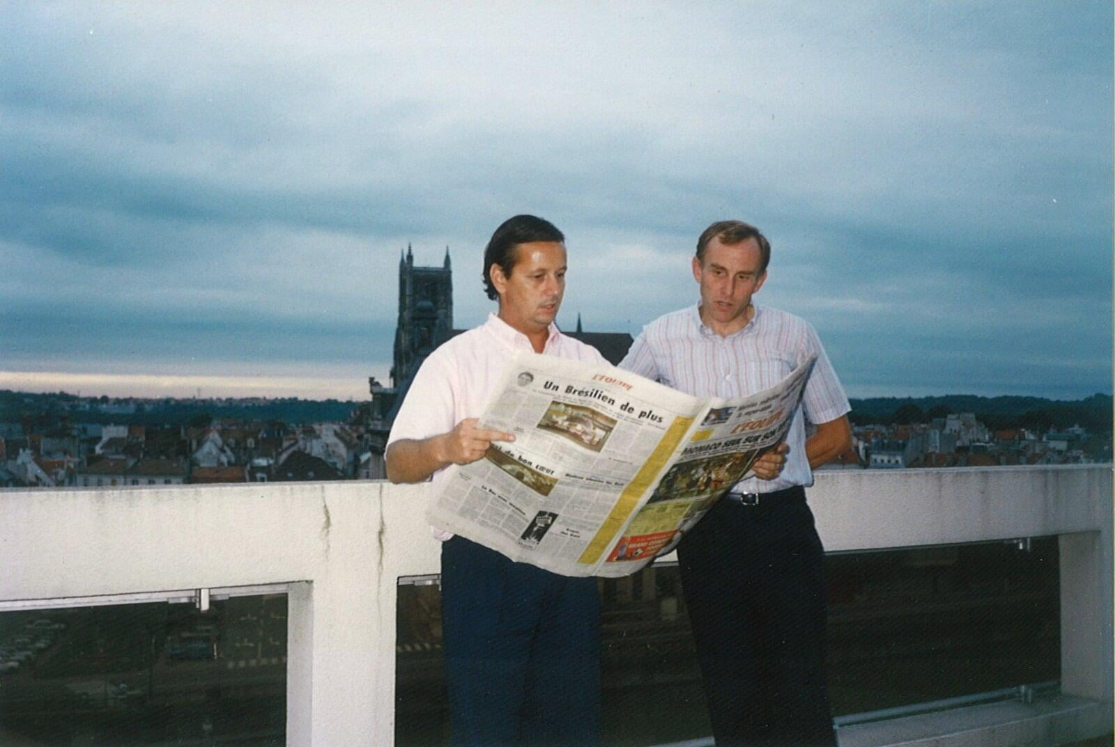 Joop Zoetemelk and Jean-Jacques Bertrand in 1987