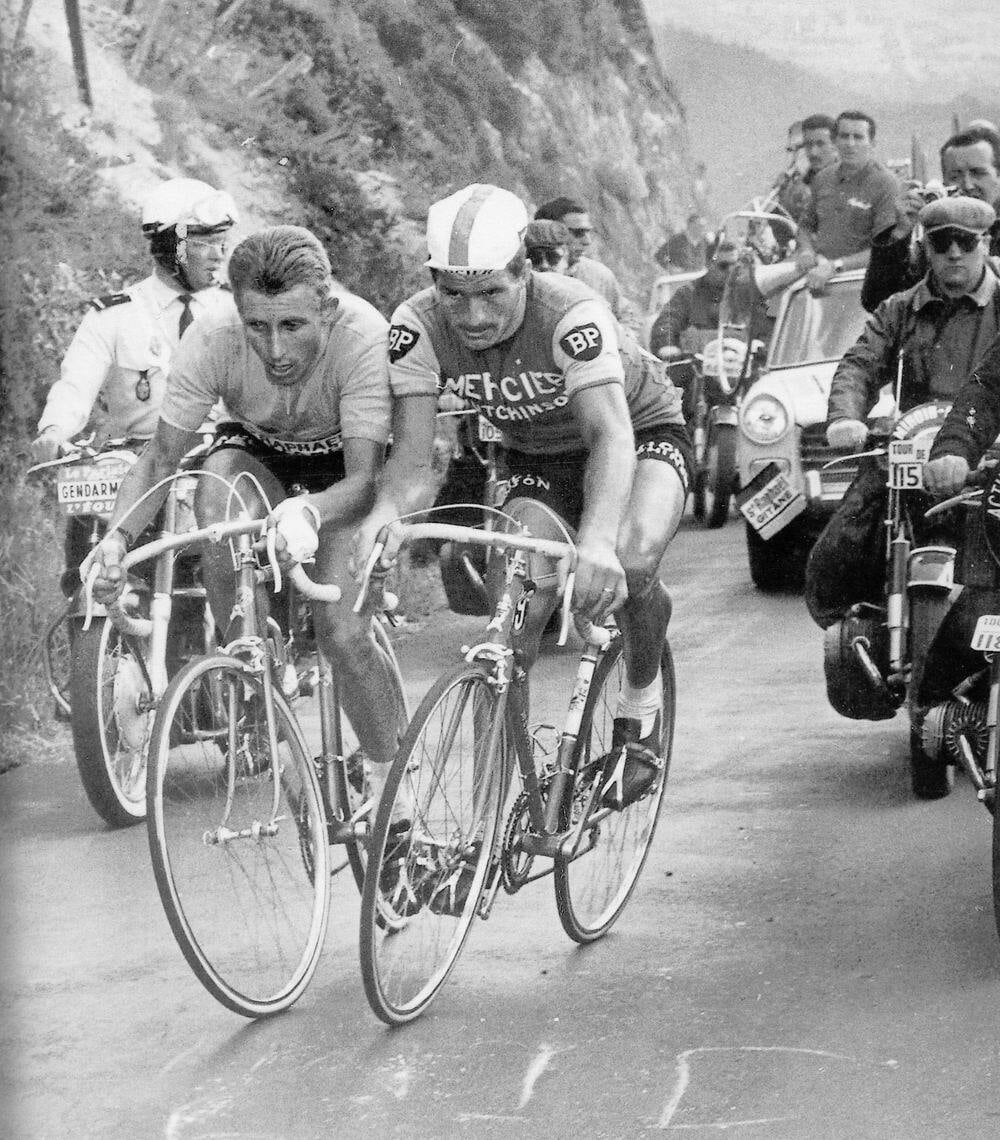 Duel Anquetil Poulidor Lors de l'étape du Puy de Dôme (Tour de France 1964)